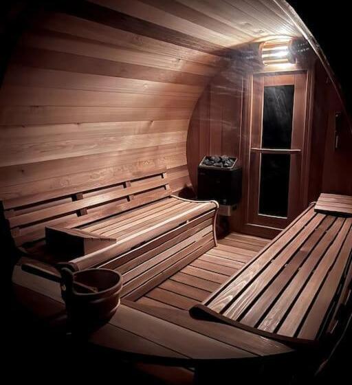 Chalet Le Familial   Spa & Sauna   Serviettes   Peignoirs   Lits Faits   Ménage Inclus
