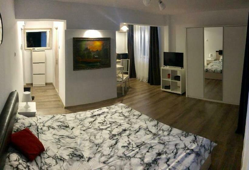 Galla Old Town Center