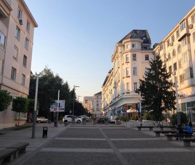 Galla Old Town Center