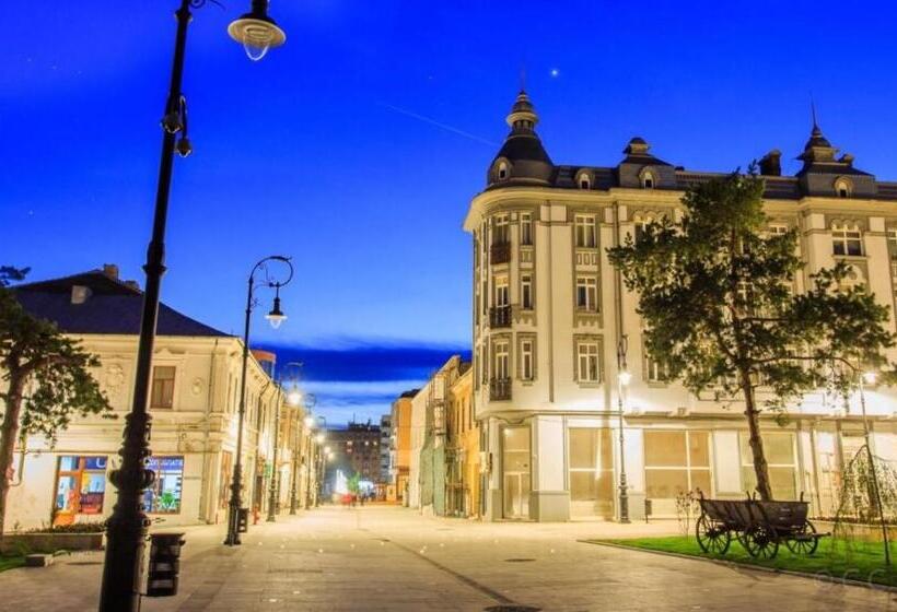 Galla Old Town Center