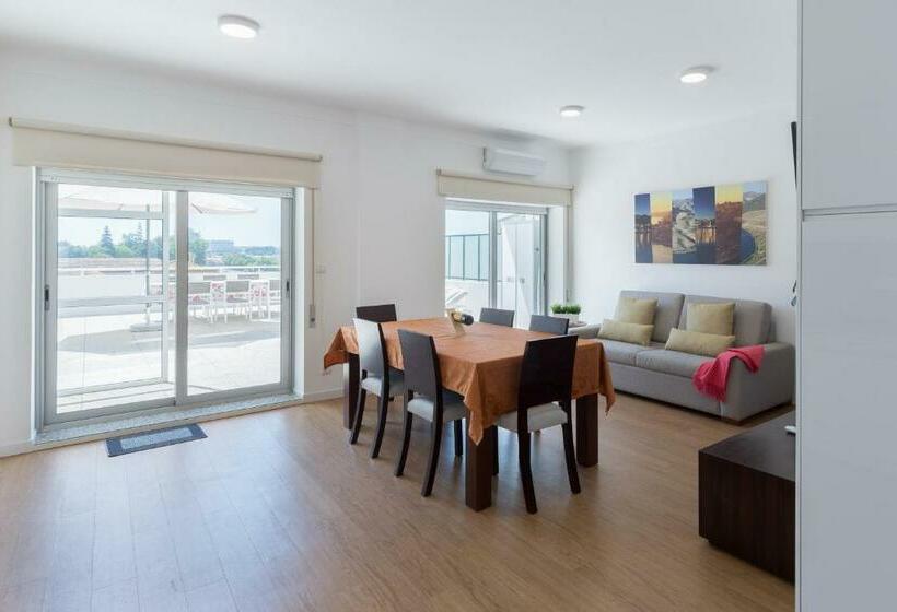 Lovely Flat With Charming Terrace By Host Wise