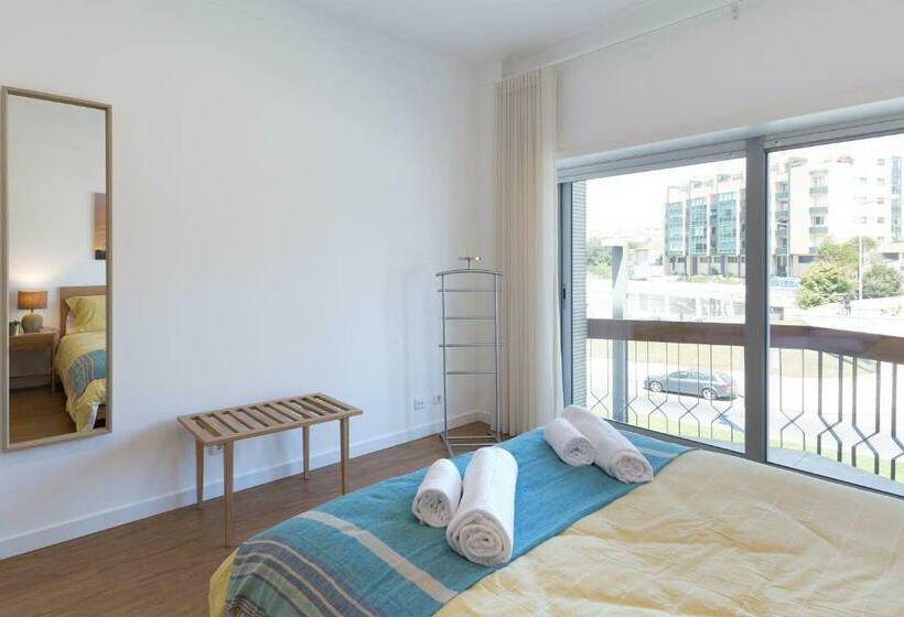 Lovely Flat With Charming Terrace By Host Wise