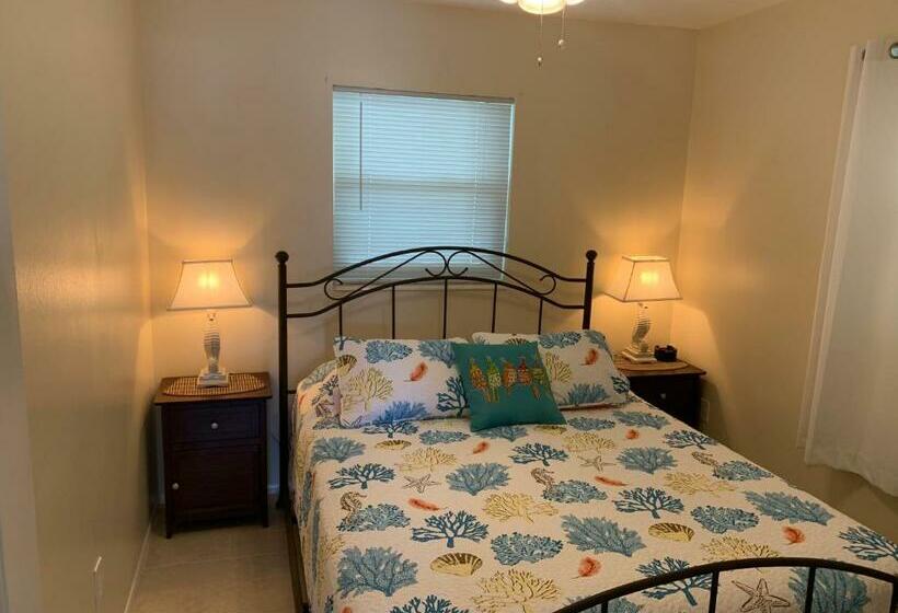 Michaels  Beachside Bungalows