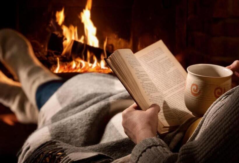 Nordic Relax House   Stonehouse