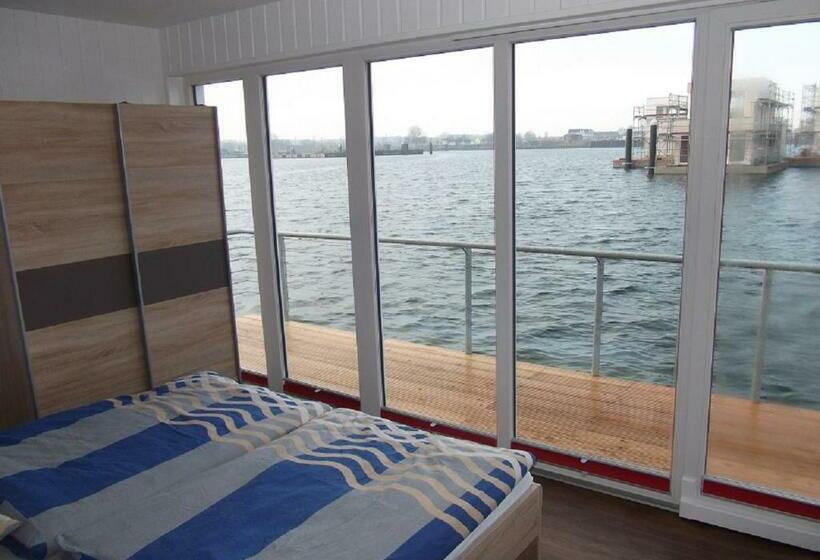 Schwimmendes Ferienhaus Swimming Lounge