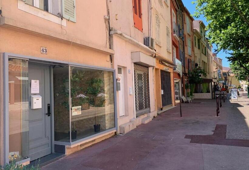 Sublime Studio Au Cœur Historique De Fréjus