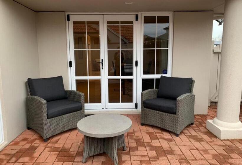 Tauranga City Cbd 5th Ave Elegant Entire Home