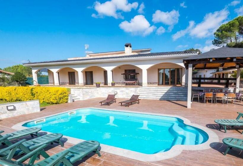 Vivalidays Villa Kiros