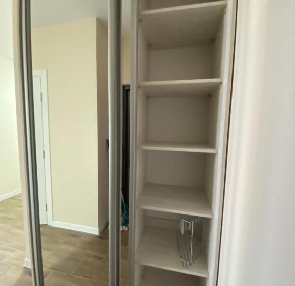 нові апартаменти по вулиці роксолани16