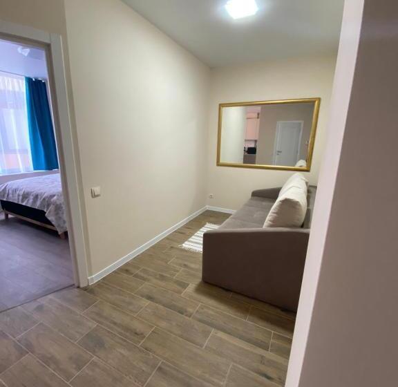 нові апартаменти по вулиці роксолани16