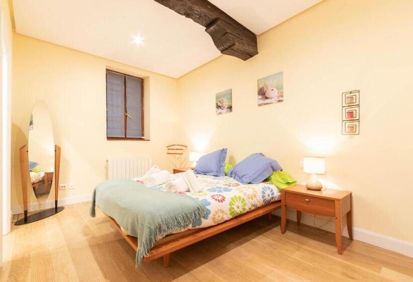 Casco Viejo Tradición Pinchos Y Gastronomía