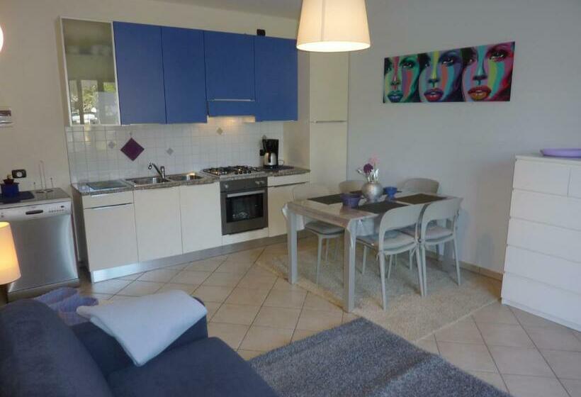 Apartment Azzurra Mit Terrasse Wenige Schritte Zum Strand Inkl Parkplatz