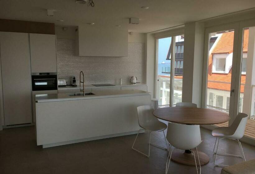 Cadzand Dream Beach, Pool And Wellness Apartment