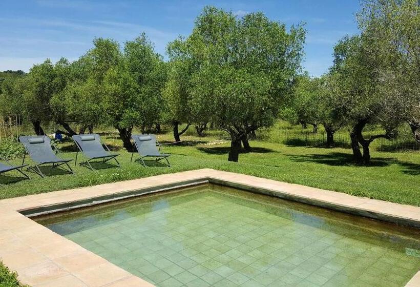 Casa Rural Con Jardín Privado