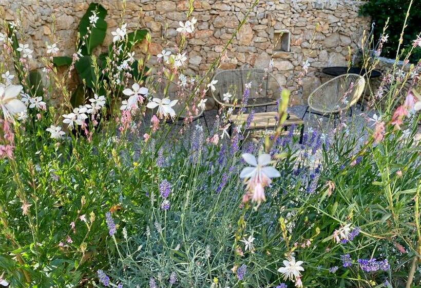 Cosy Studio With Garden And Free Parking   La Turbie