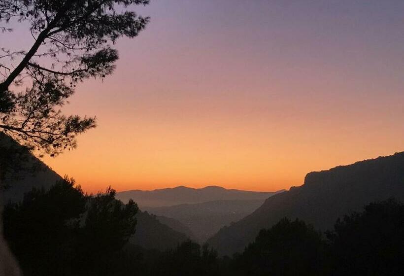 Cosy Studio With Garden And Free Parking   La Turbie