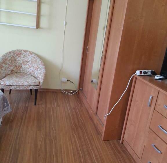 Garsonieraanica Felix