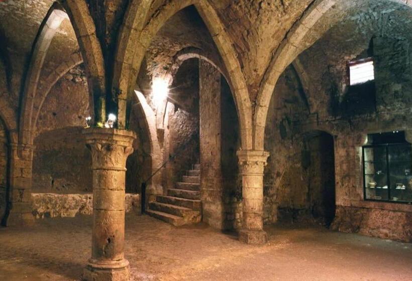 Maison De Ville, Centre De Provins