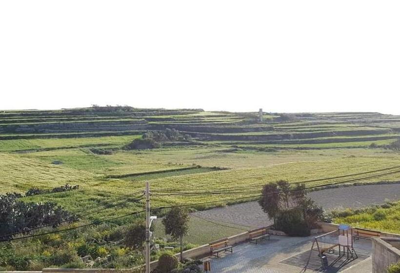 Beautifully Converted Farmhouse Villa In Gozo With Large Pool And Outdoor Area