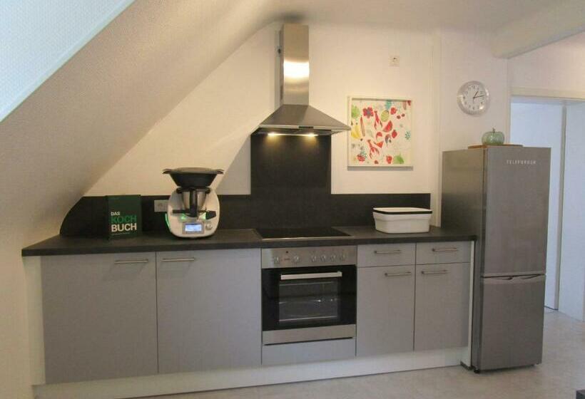 Schicke Komfortwohnung Zum Wohlfühlen