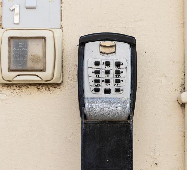 Seaside Flat With Scenic Country Views