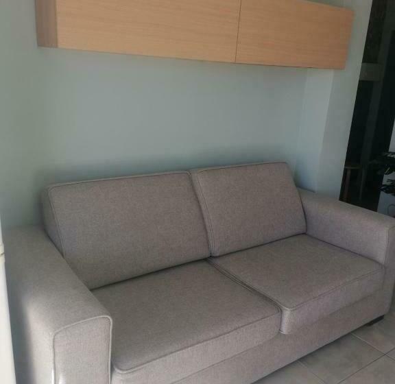 Apartamento Coqueto Y Bien Situado