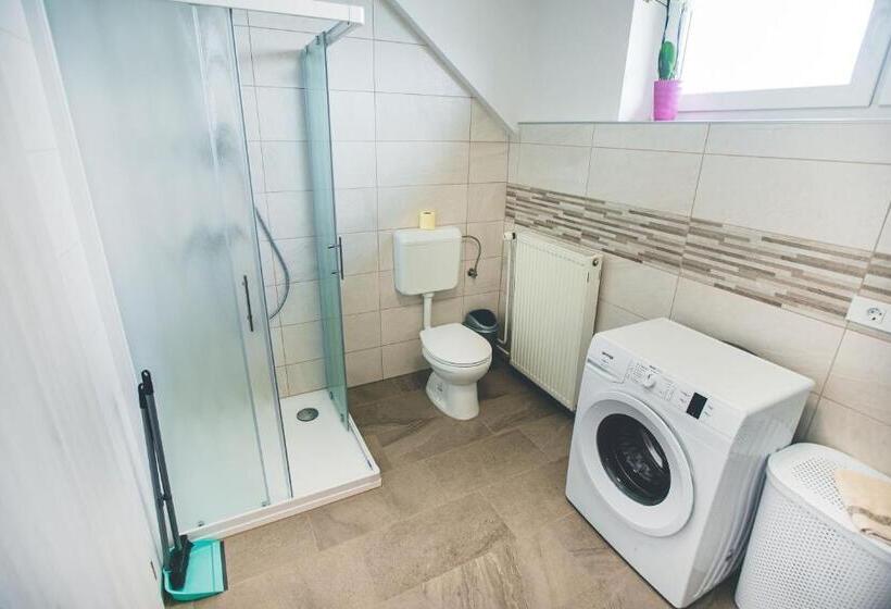 Apartma Pri Boštjanu