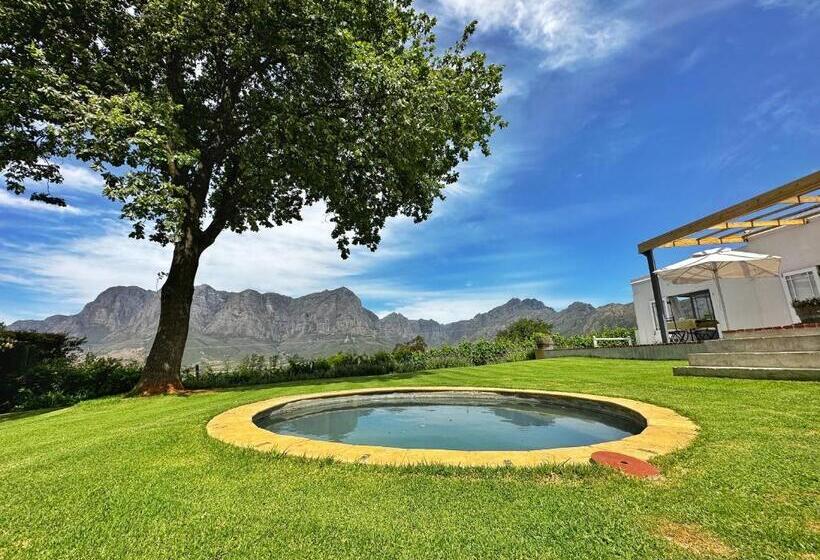 Camberley Wines   Luxury Accommodation