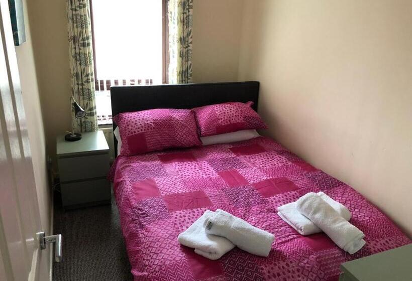 Claire’s Airbnb 2