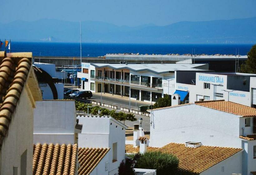 Coco Apt Renovated And With Seaview