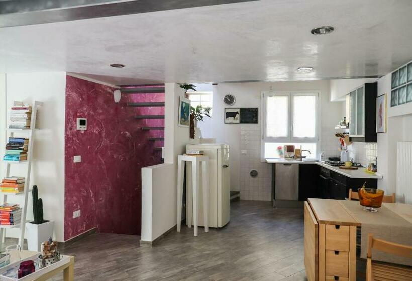 Modern Loft In The Heart Of Camaiore