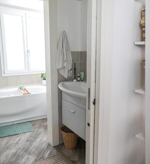 Modern Loft In The Heart Of Camaiore