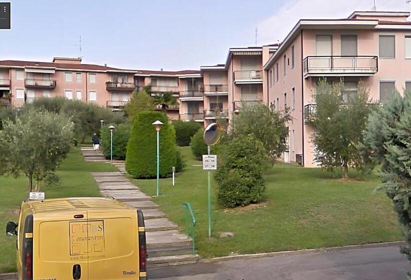 Natural Chic   Close To City Center And Beach   Parking