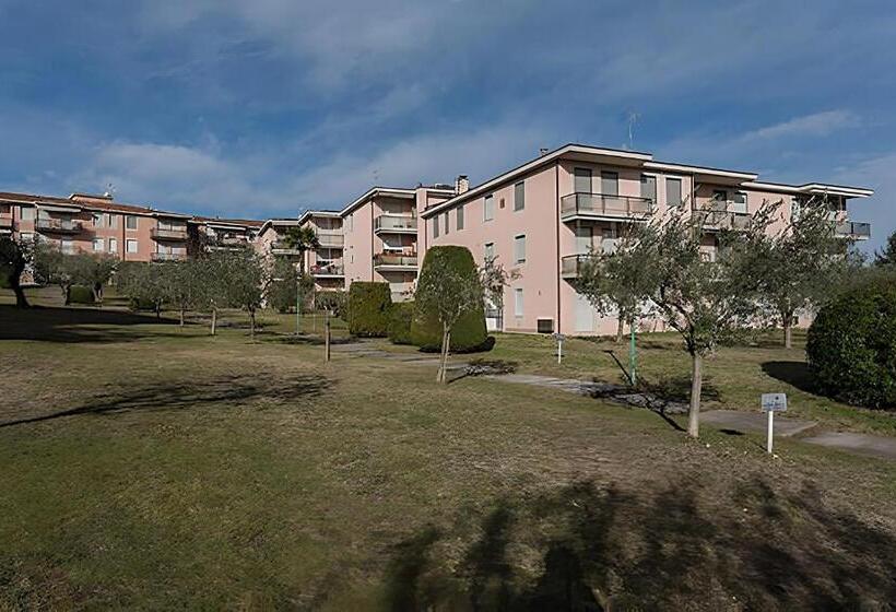 Natural Chic   Close To City Center And Beach   Parking