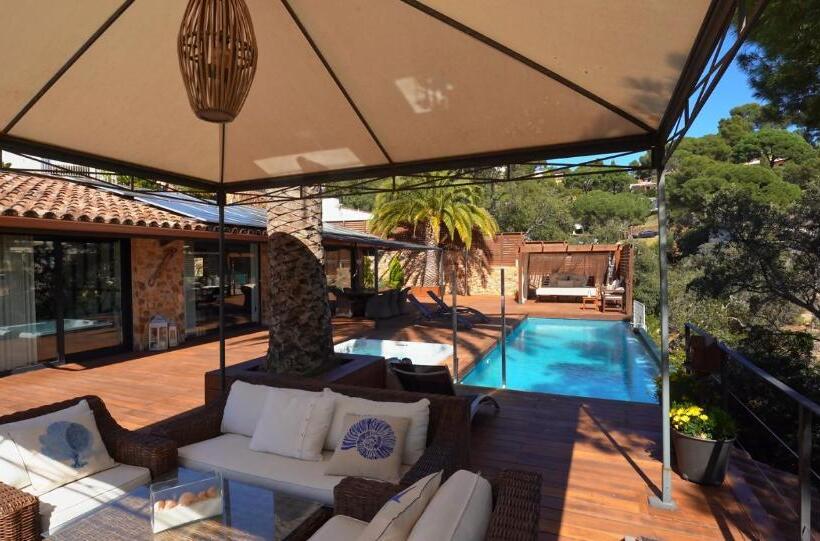 Primera Linea Piscina Jacuzzi Y Playa Privada