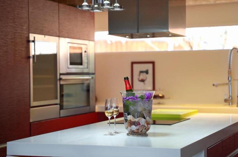 Primera Linea Piscina Jacuzzi Y Playa Privada