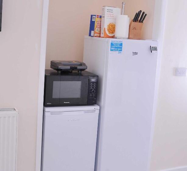 5 Beds, 3 Dbl Bed 2 Sngl Bed Sofabed 2 Shwr 2wc Offroad Van Park Washer Dryer Business Wifi