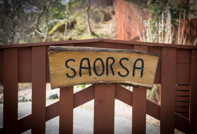 Saorsa Cabin