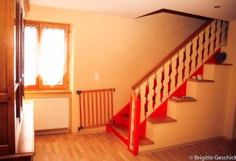 Spacieux Gîte Jusqu à 12 Personnes