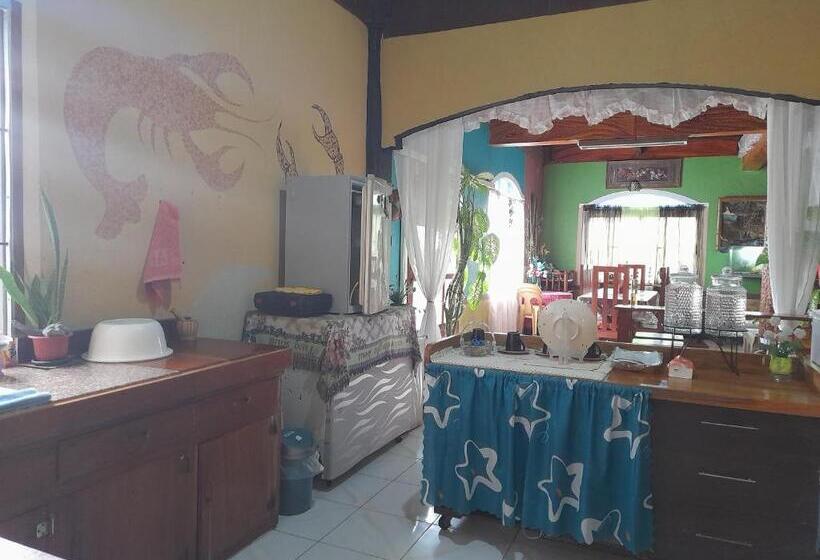 Toni Arts Villa