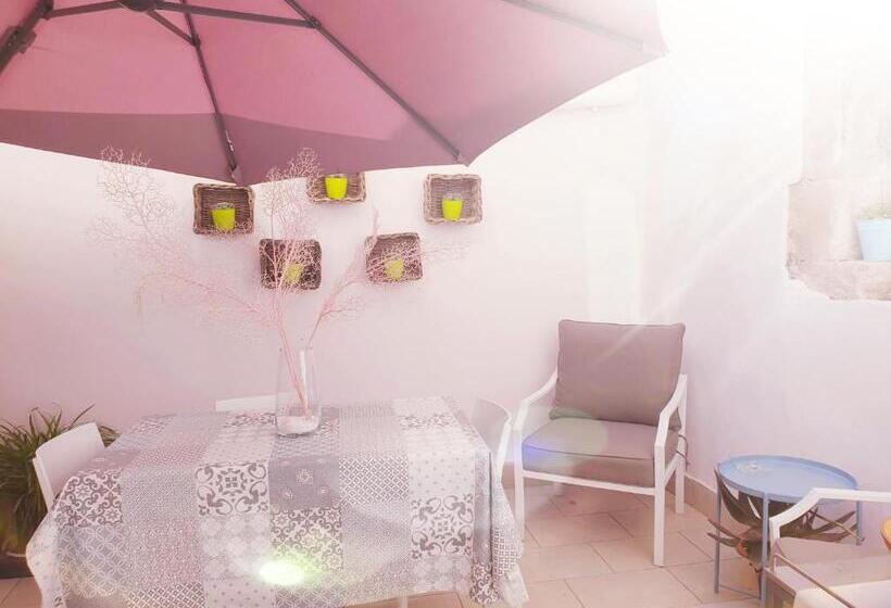 Dimora Montalto,indipendente Con Terrazzo Privato