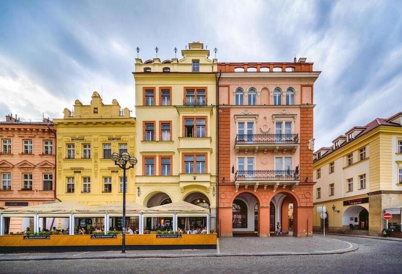 Fifty Shades Of Gray Studio, City Center