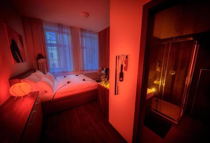 Fifty Shades Of Gray Studio, City Center