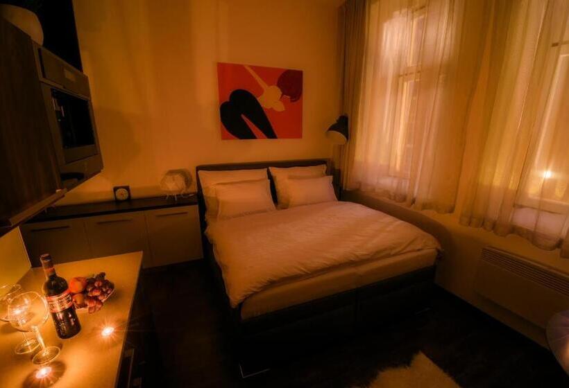 Fifty Shades Of Gray Studio, City Center