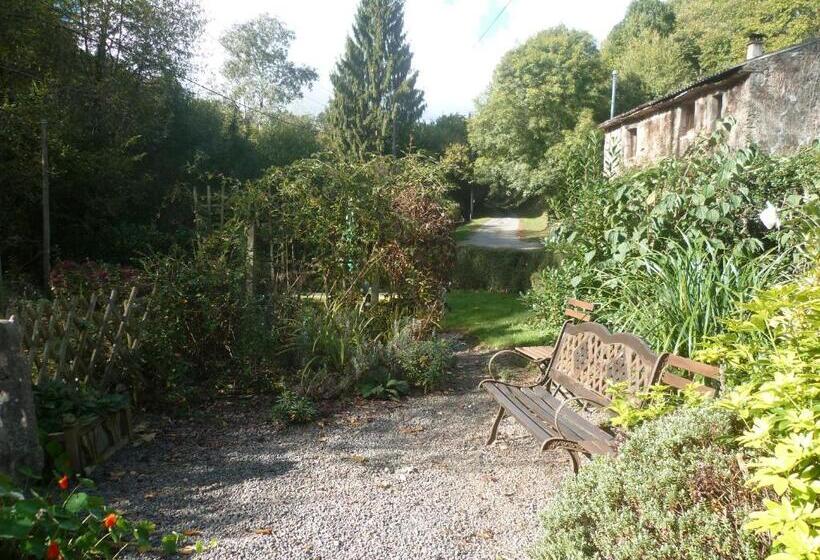 La Roche Gite At Les Glycines Gites With Pool,games Field In A Peaceful,rural Setting