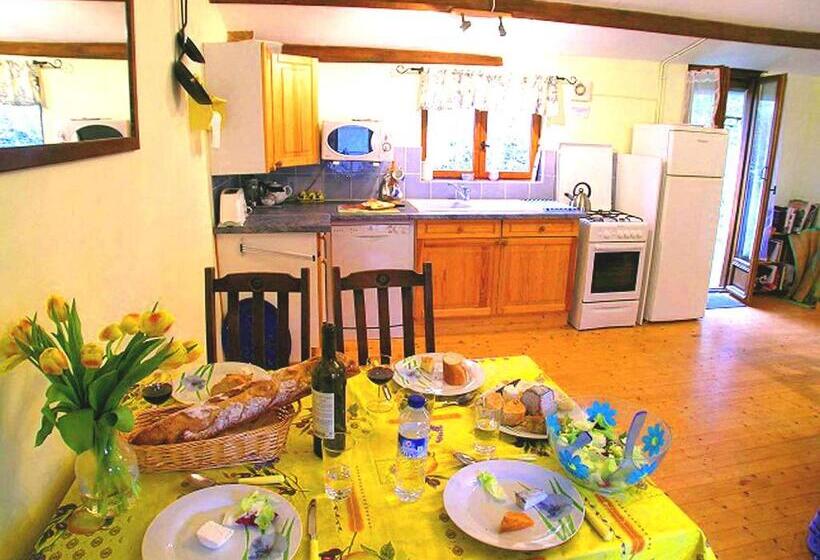 La Roche Gite At Les Glycines Gites With Pool,games Field In A Peaceful,rural Setting