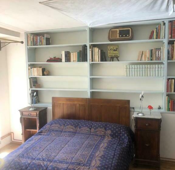 La Tinaia Del Glicine