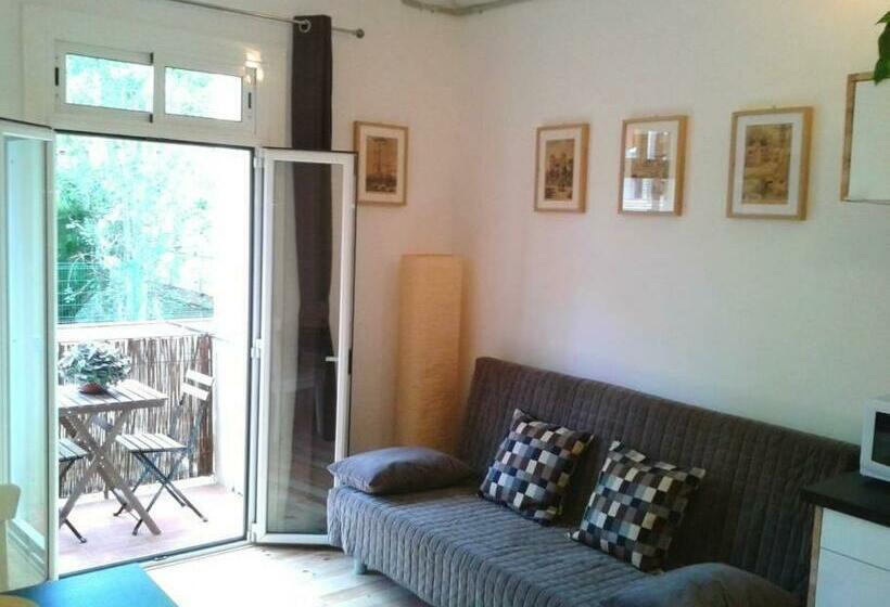 Lovely Double Apartment   Sagrada Familia