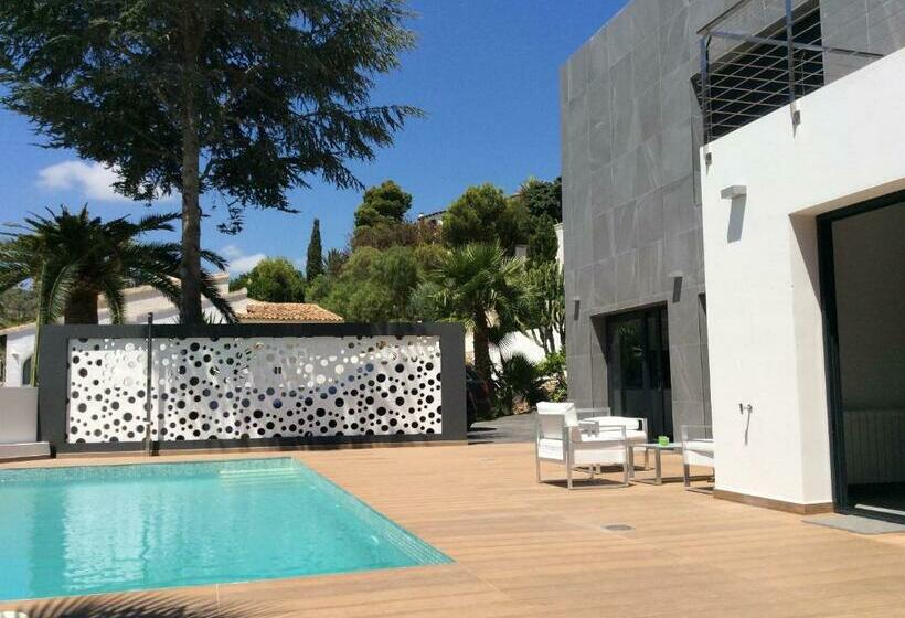 Piscine à 28 Degrés ! 13 Couchages, Villa Chic Romance