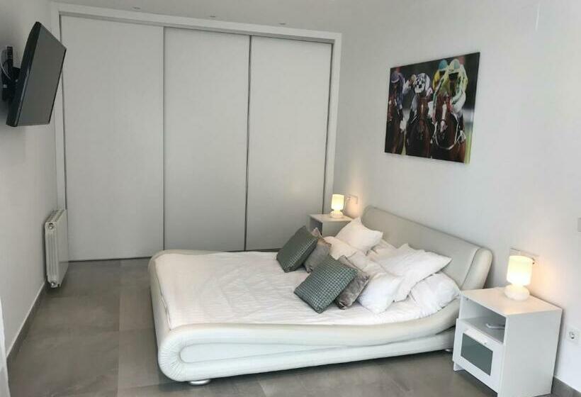 Piscine à 28 Degrés ! 13 Couchages, Villa Chic Romance